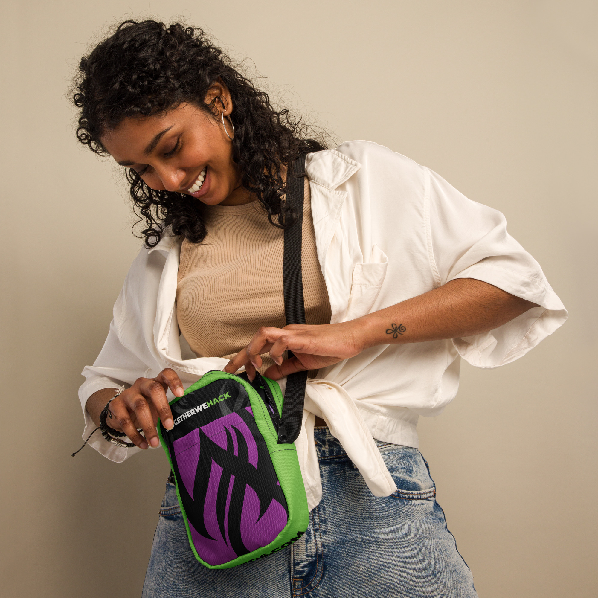 Wicked6 Crossbody Bag (Hack) - Image 6